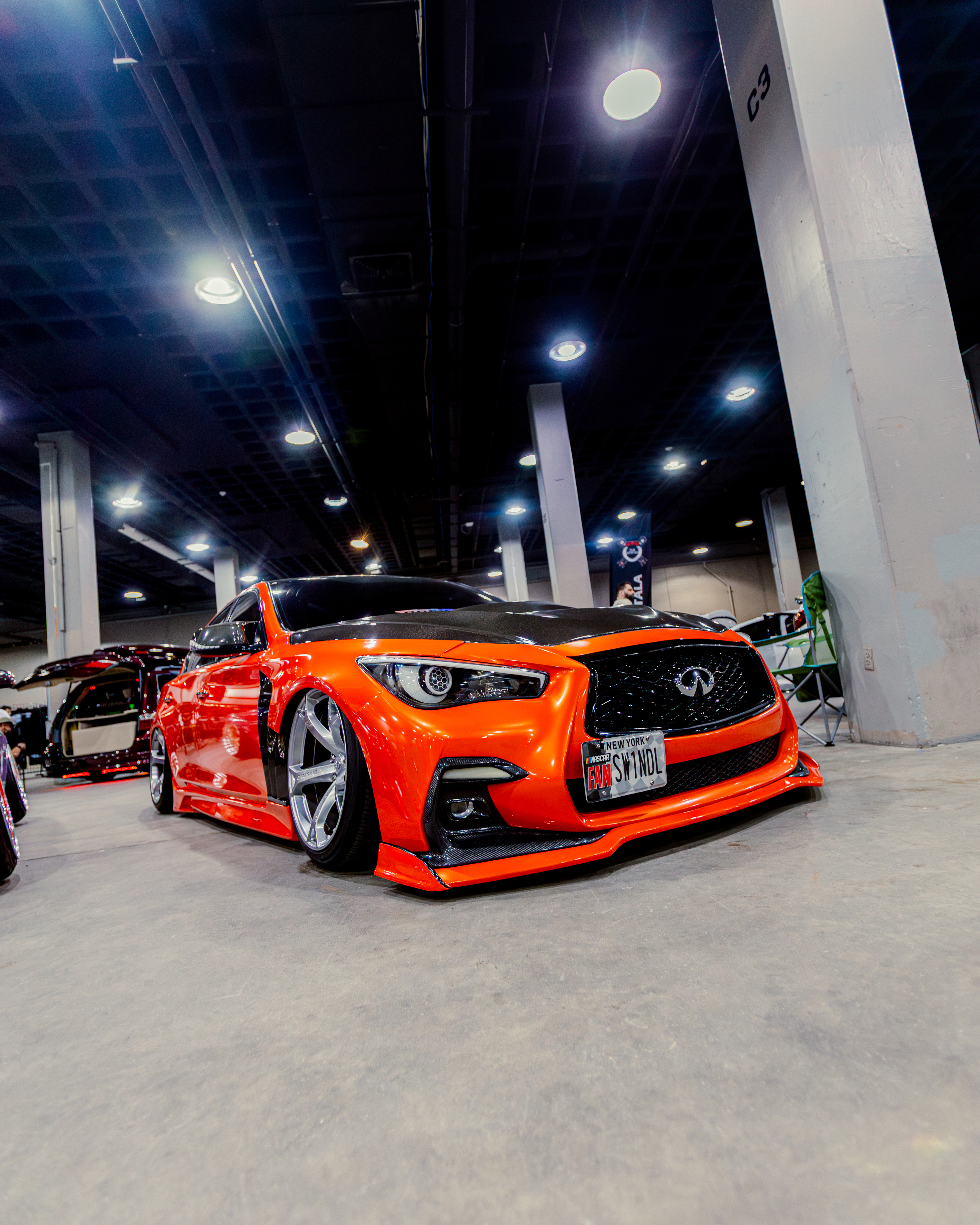 Orange Q50, Show Floor